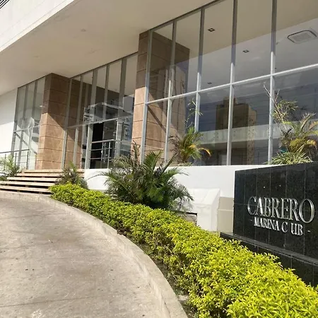 Marina Club Piso 8